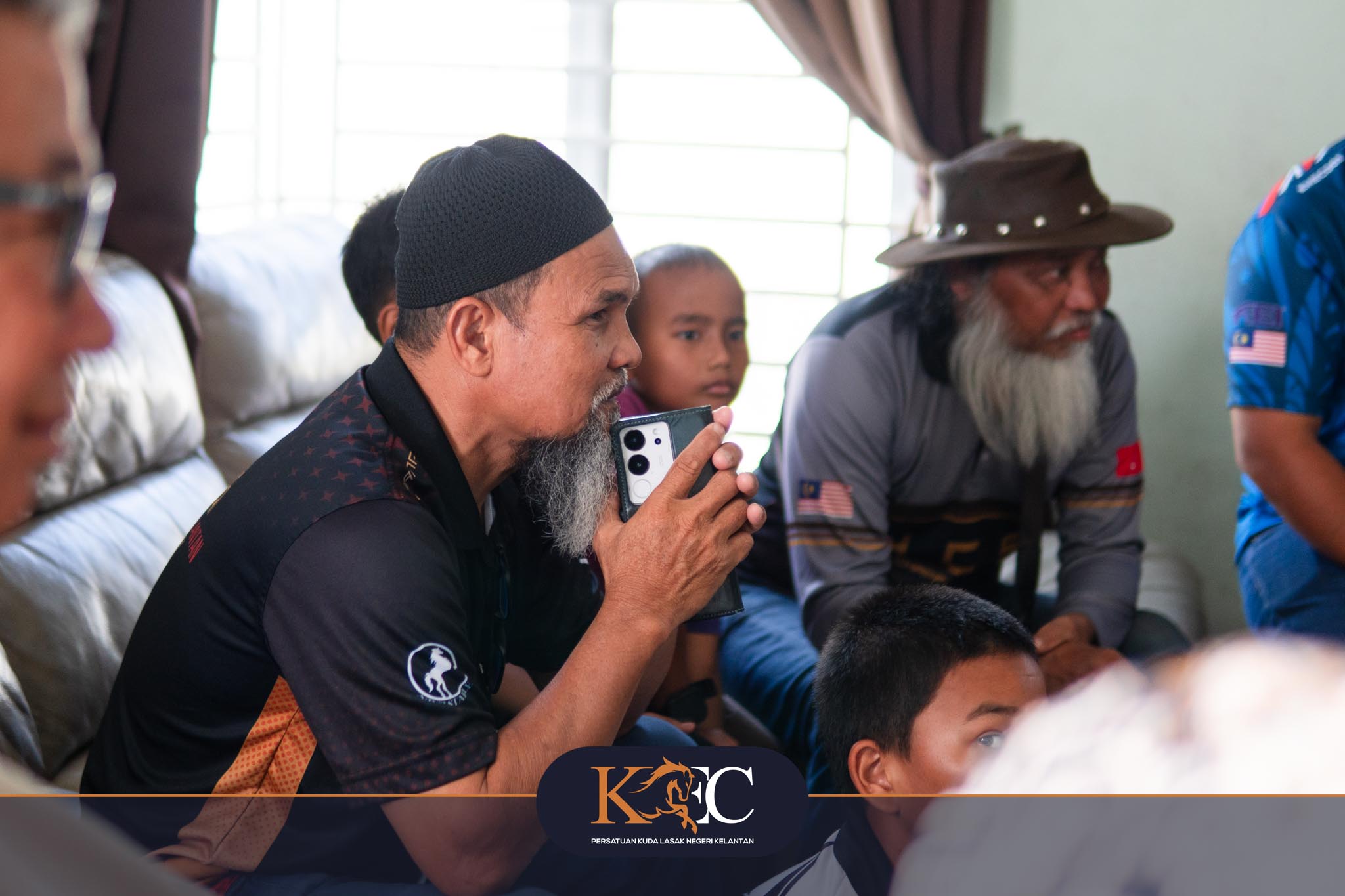 ziarah-sumbangan-adik-mirza - Gambar 12